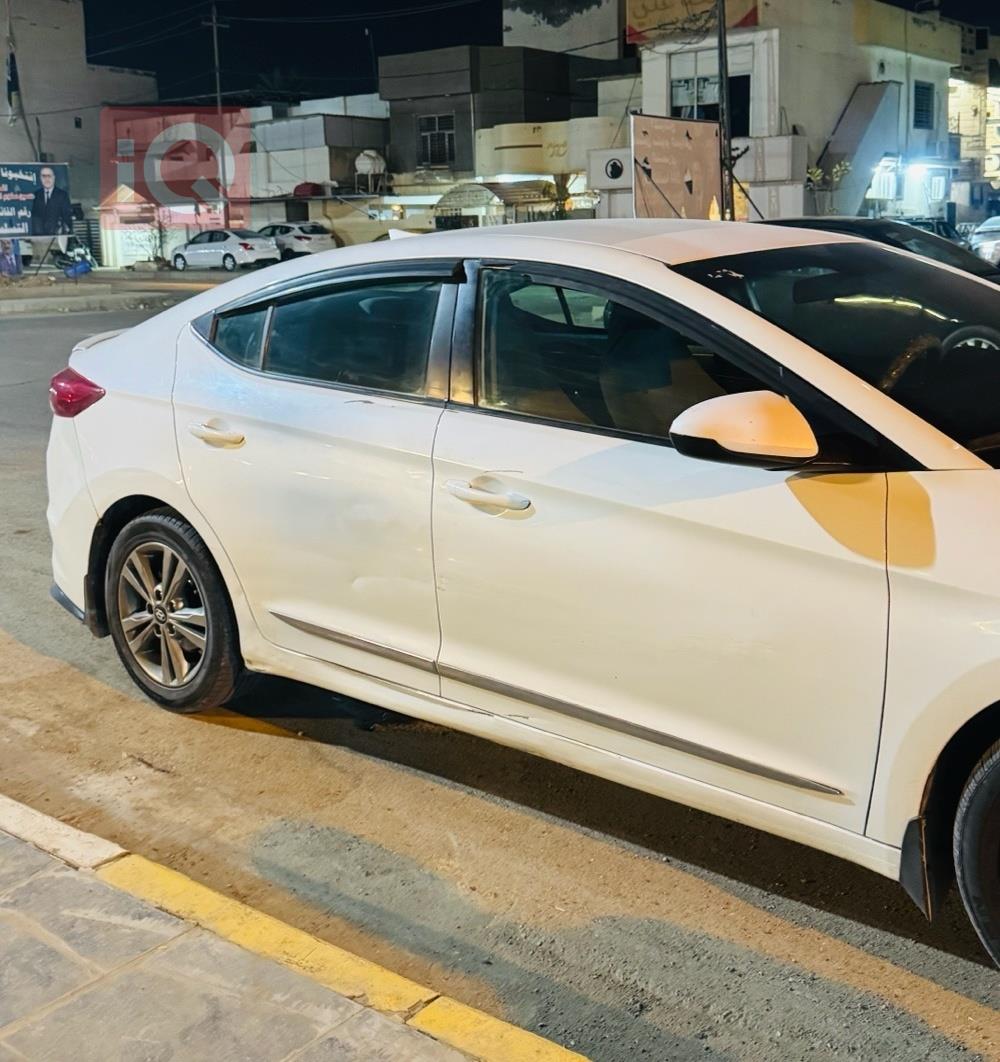 هیوندای ئەلەنترا